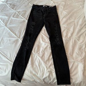 Mid rise skinny size 29 Guess jeans